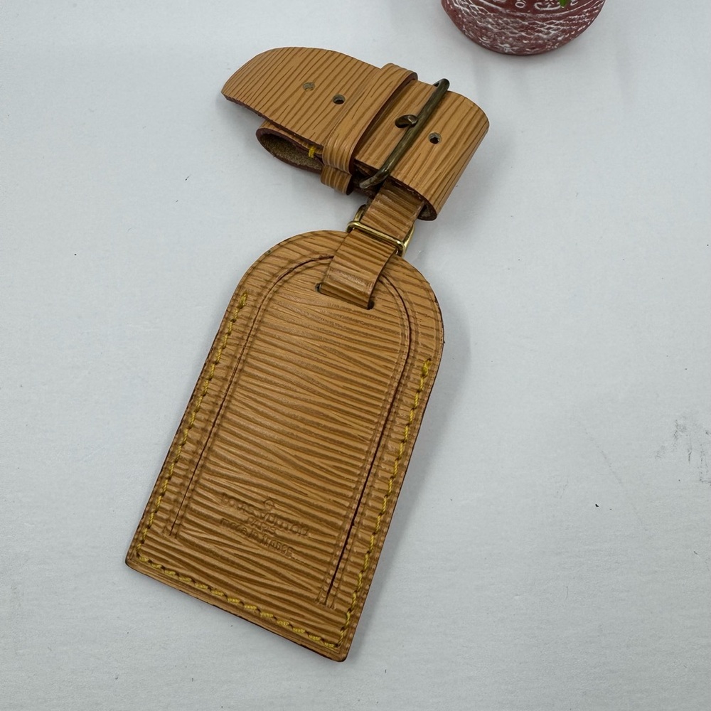 Louis Vuitton Luggage Tag Vachetta Leather with Poignet